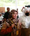 Irish Bella hadiri sidang cerai di Pengadilan Agama Depok, Jawa Barat, Kamis (23/11). Dalam sidang kedua kali ini, Ammar Zoni sebagai tergugat tidak hadir. Irish didampingi oleh kuasa hukumnya. [Foto: KapanLagi.com/Bayu Herdianto]