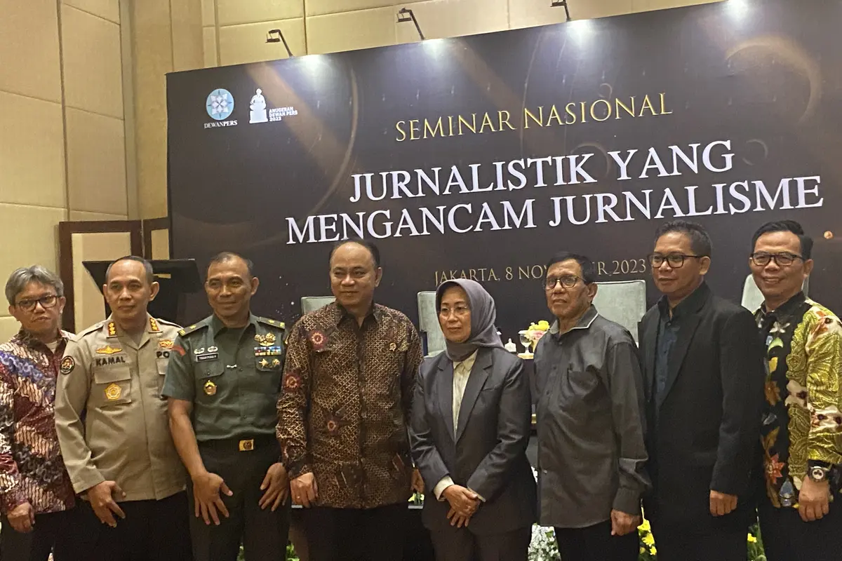 Seminar narsional bertajuk 'Jurnalistik yang Mengancam Jurnalisme'
