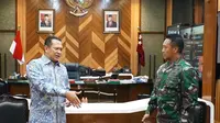 Ketua MPR Bamsoet bertemu Kepala Staf Angkatan Darat (KSAD) Jenderal TNI Andika Perkasa, di Ruang Kerja KSAD, Jakarta, Kamis (19/11/20).