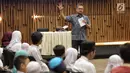 CEO KLY Steven Christian memberikan sambutan pada acara buka puasa anak yatim dan dhuafa bersama Kedutaan Besar Australia bekerjasama dengan SCTV, Indosiar dan SCM di SCTV Tower Jakarta, Jumat (8/9). (Liputan6.com/Faizal Fanani)