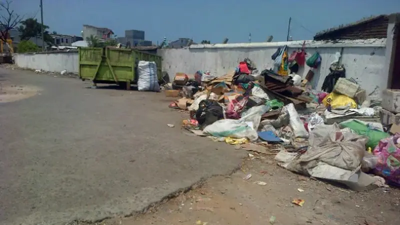 Sampah di Makassar