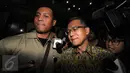 Ketua Hakim PTUN Medan Tripeni Irianto Putro dikerumuni wartawan saat menuju ruang sidang di Pengadilan Tipikor, Jakarta, Kamis (19/11). Tripeni dituntut empat tahun penjara atas perbuatannya menerima uang suap dari OC Kaligis. (Liputan6.com/Helmi Afandi)