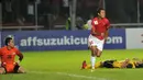 Arif Suyono. Pemain sayap yang telah pensiun dari Timnas Indonesia pada 2010 ini mampu mencetak 1 gol saat melawan Malaysia di Piala AFF 2010. Gol tersebut dicetaknya di matchday pertama penyisihan Grup A (1/12/2010) dengan skor akhir 5-1 untuk kemenangan Timnas Indonesia. (AFP/Adek Berry)