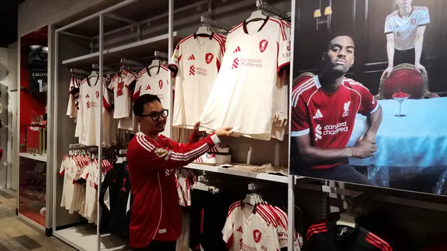 Febriansyah - Brand Manager LFC Retail Indonesia