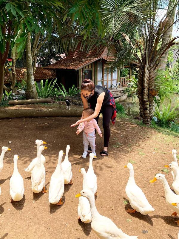 Aura Kasih (Sumber: Instagram/aurakasih)