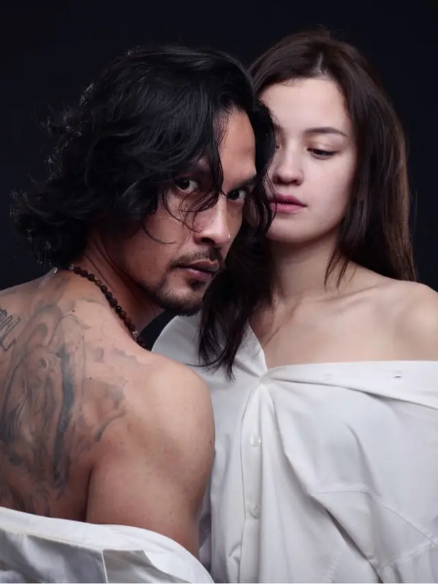 [Bintang] Bikin Iri, Ini 8 Foto Mesra Kimberly Ryder dan Sang Kekasih