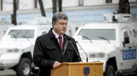 Presiden Ukraina Petro Poroshenko memutuskan untuk menutup kawasan di timur negaranya, yang dikuasai pemberontak atau pro-Rusia.