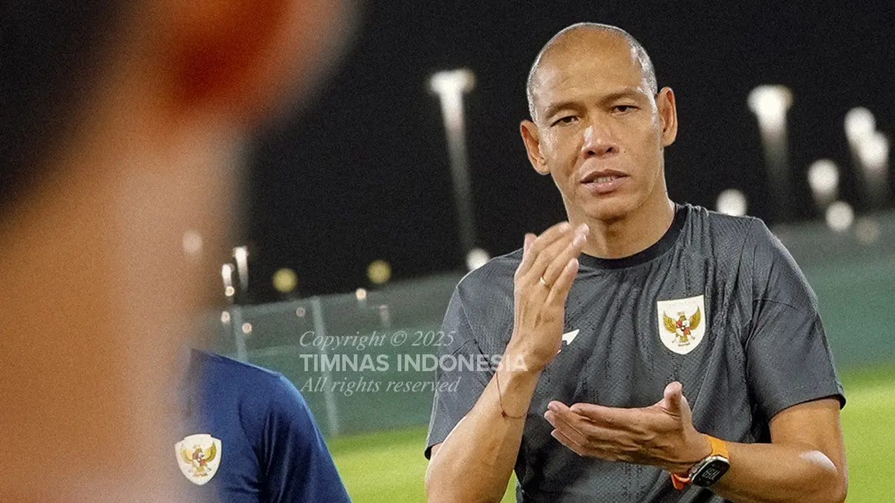 Nova Arianto - Timnas Indonesia U-17 di Piala Asia U-27 2025.