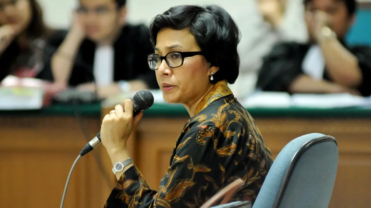 Sri Mulyani Didesak Tentukan Century Berdampak Sistemik