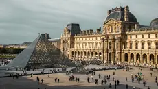 Demo di Paris Tutup Sejumlah Museum, Ini Panduan bagi Wisatawan