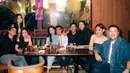 Acara yang sekaligus menjadi perayaan ulang tahun aktris Sari Nila ini mempertemukan berbagai selebriti, namun kehadiran Prilly dan Omara menjadi sorotan utama karena gaya fashion mereka yang serasi di tengah kabar kedekatan keduanya. [@omara.esteghlal ].