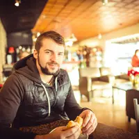 Jangan lupa untuk mensyukuri perilaku ini dari pasanganmu, karena artinya dia benar-benar mencintaimu. (Foto: pexels.com)