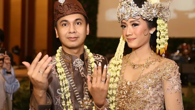 [Bintang] Pernikahan Raditya Dika dan Anissa Aziza
