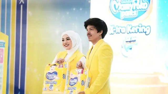 Aurel Hermansyah dan Atta Halilintar (https://www.instagram.com/p/CjcrZXjh-B2/)
