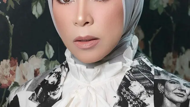 Profil Melly Goeslaw yang Nyanyi Lagu Gantung dengan Lirik Anggaran saat Rapat di Komisi X. (instagram/melly_goeslaw)