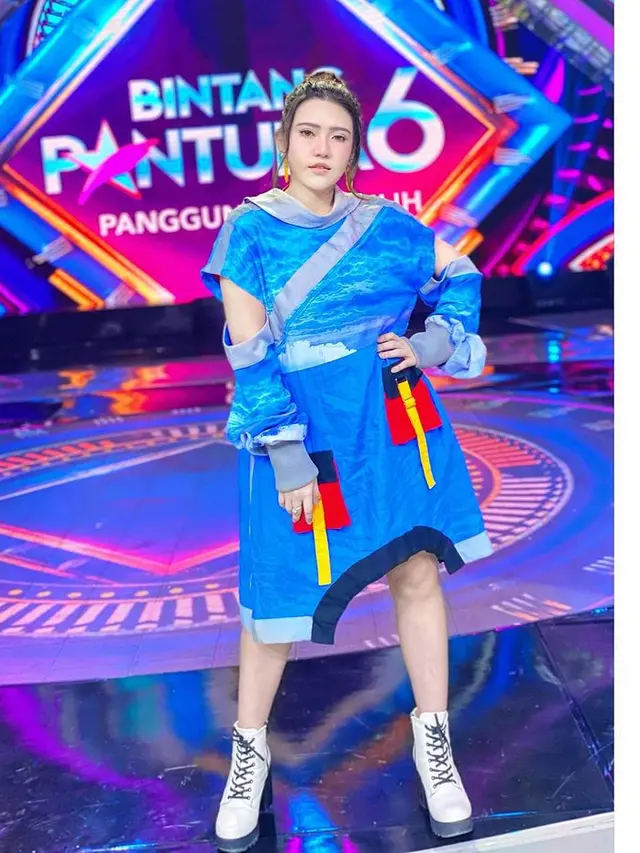 Via Vallen di Panggung Bintang Pantura 6 Indosiar (Foto: Instagram/@viavallen)