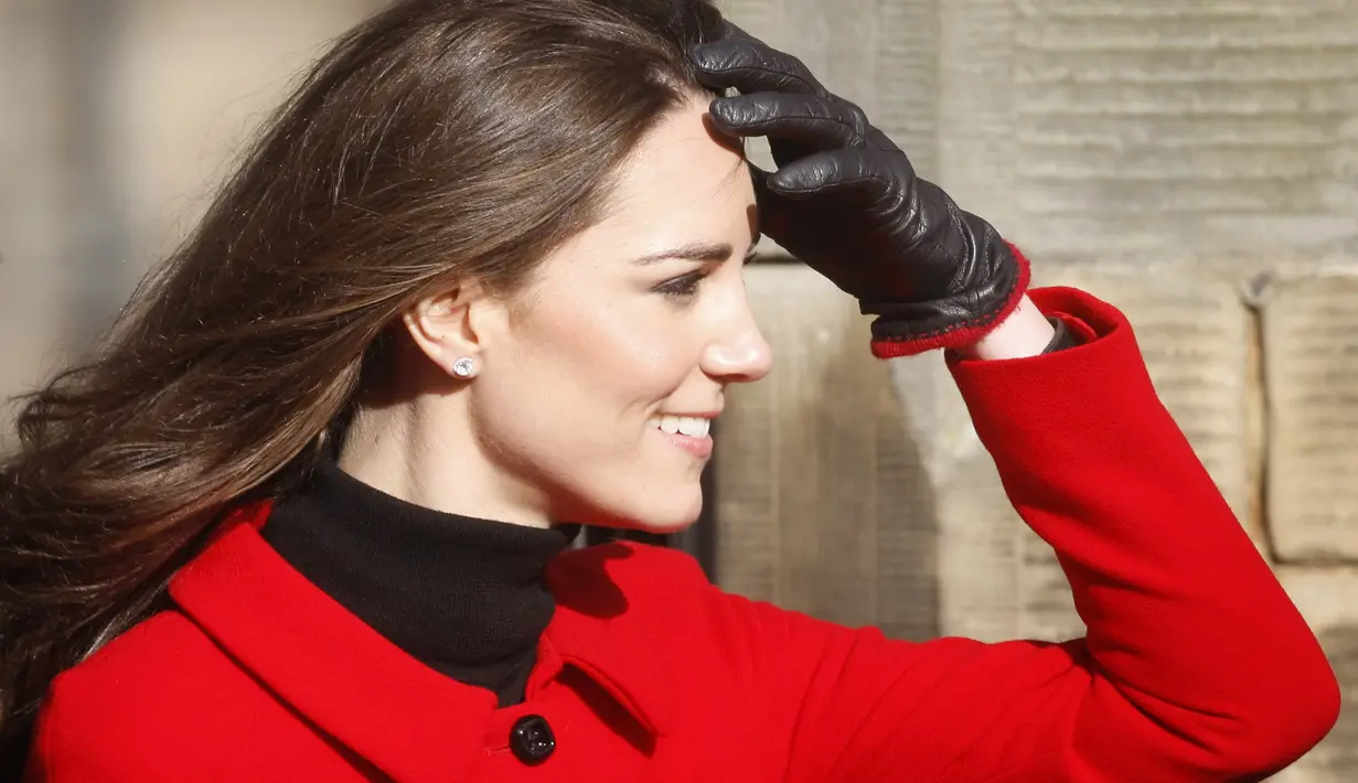 Kate Middleton diketahui pergi ke Irlandia dengan ibunya saat masa putus dengan Pangeran William. (DANNY LAWSON / WPA POOL / AFP)