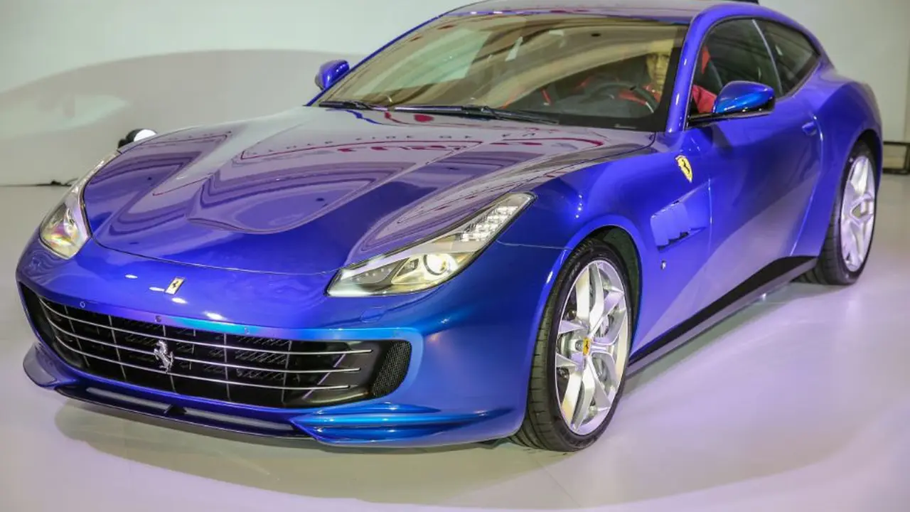 Ferrari GTC4Lusso T