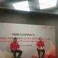 Direktur Utama Telkomsel, Ririek Adriansyah bersama Direktur Planning & Transformation Telkomsel, Edward Ying di Jakarta, Senin (23/10/2017). Liputan6.com/Corry Anestia