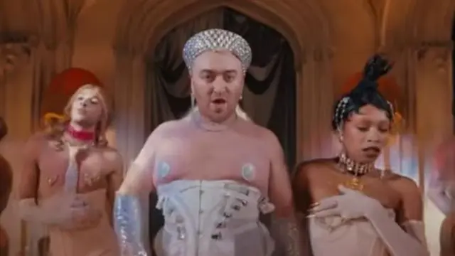 Sam Smith Pakai Korset di Video Klip Terbaru, Tuai Perdebatan Warganet