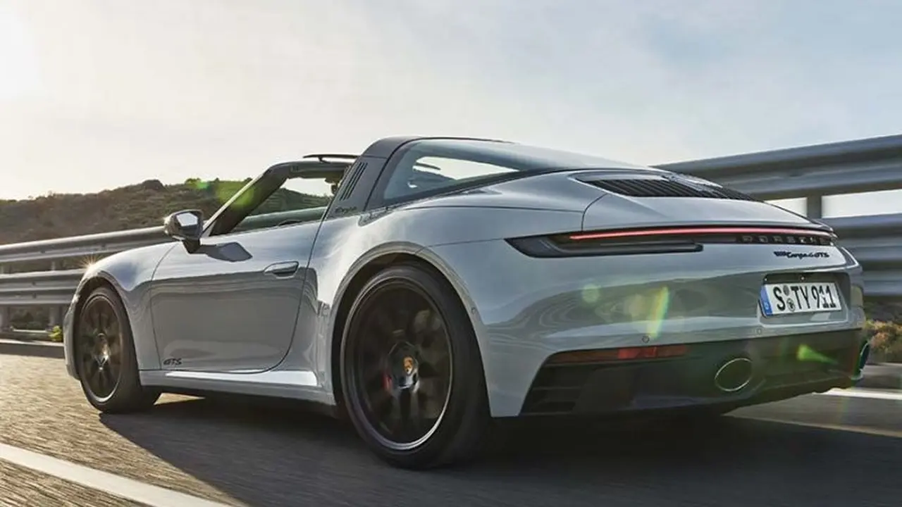Porsche 911 GTS baru. (EuroKars)