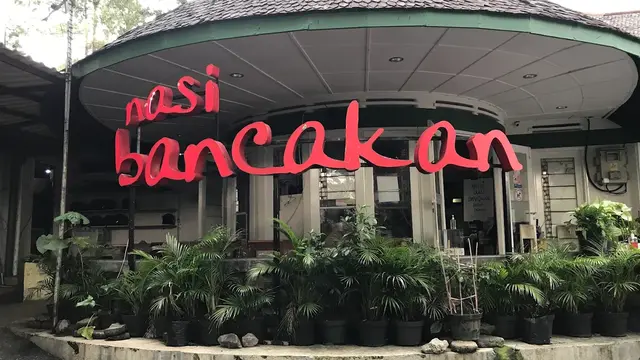 Rekomendasi Tempat Makan Nasi Liwet di Bandung