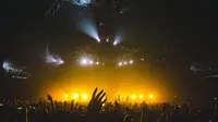 Cerita Akhir Pekan: Bersenang-senang Dahulu di Konser, Jangan Suka Nyampah Kemudian
