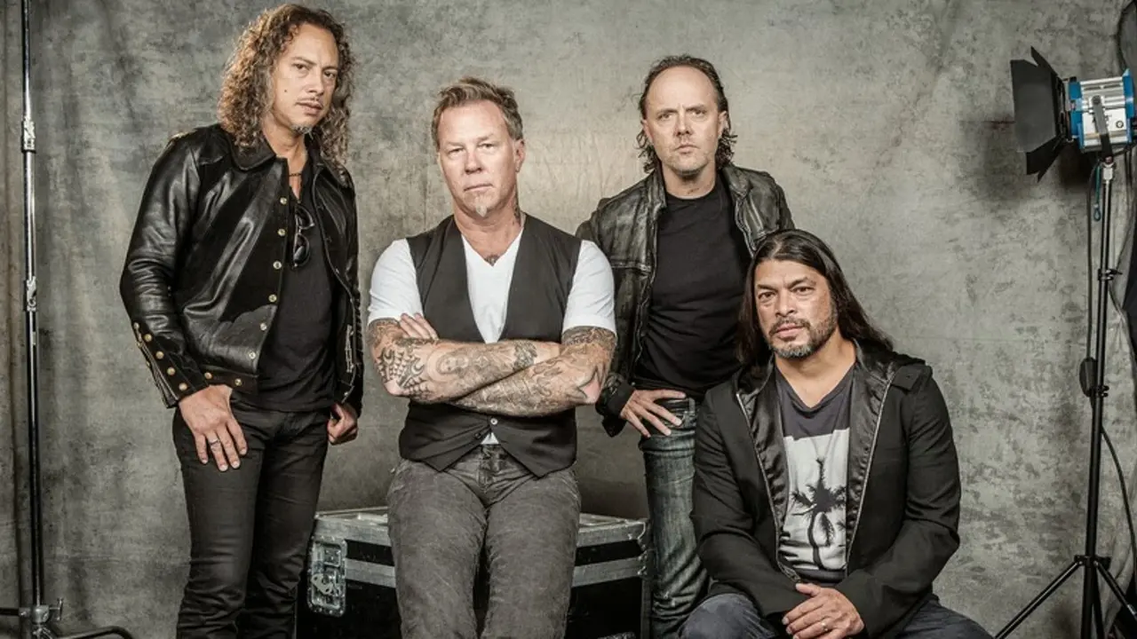 Nge-rock di Tirai Bambu, Tiket Metallica Ludes Hitungan Menit