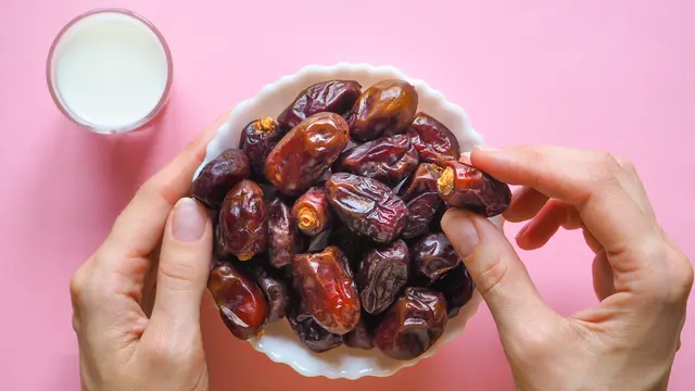 Ilustrasi susu kurma