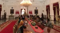 Presiden Joko Widodo atau Jokowi menerima kunjungan pengurus Kamar Dagang dan Industri (KADIN) dan Himpunan Pengusaha Muda Indonesia (HIPMI) di Istana Merdeka Jakarta, Rabu (12/5/2019).