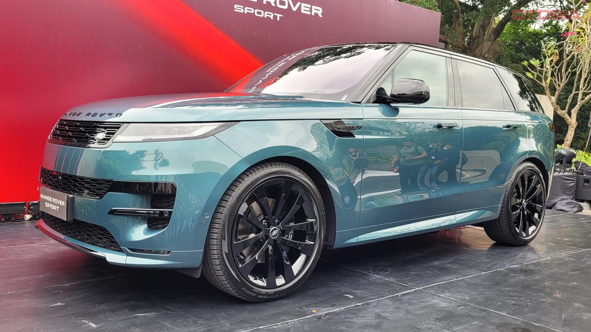 Land Rover Range Rover Sport Terbaru Mengaspal di Indonesia, Harga