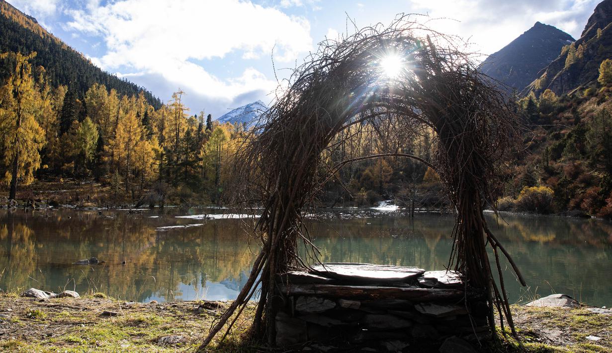 FOTO: Keindahan Alam Kawasan Wisata Majiagou di Xiaojin ...