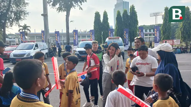 Wakil ketua umum PSSI, Ratu Tisha