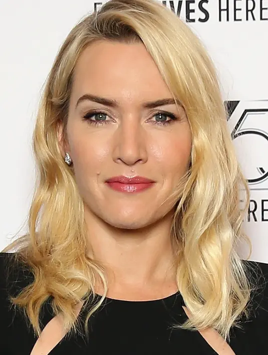 Rupanya, ada cerita lucu di balik adegan seks Kate Winslet dengan Liam Hemsworth.  (AFP/Bintang.com)