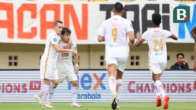 Persib Bandung vs Persija Jakarta - BRI Liga 1 2023/2024