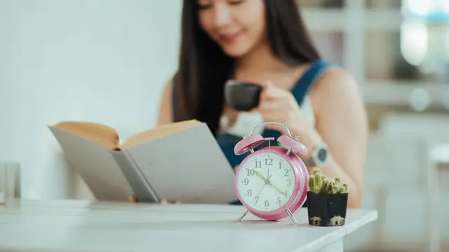 Nikmati Momen tanpa Harus Mengabadikannya