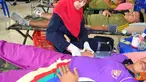 Citizen6, Sidoarjo: Kegiatan donor darah ini bekerja sama dengan PMI Unit Transfusi Darah (UPTD) Kabupaten Sidoarjo yang di ketuai oleh Kholil sebagai Kabag Komponen (Produksi darah) beserta lima anggotanya. (Pengirim: Budi Abdillah)