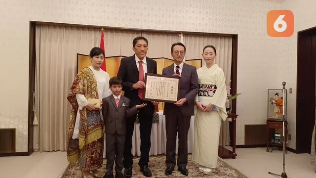 Prof. Dr. Bambang Wibawarta, S.S., M.A. dan Duta Besar (Dubes) Jepang untuk Indonesia Y.M Kamasugi Kenji