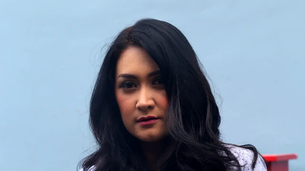 [Bintang] Nafa Urbach