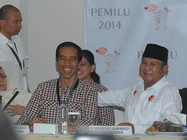 Suasana Akrab Jokowi dan Prabowo di KPU