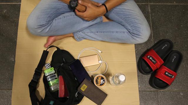 Kisah Pria Jadi Tunawisma Karena Lockdown, Tidur Beralas Kardus