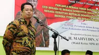 Wakil Ketua MPR RI Mahyudin menjadi pembicara kunci pada acara Sosialisasi Empat Pilar MPR RI di aula SMK Negeri 1 Tanah Grogot, Kabupaten Paser, Kalimantan Timur, Selasa (9/10/2018).