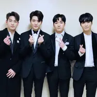 NU'EST W (Instagram/pledisnuest)