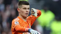 AC Milan dan Inter Milan Saling Sikut demi Boyong Kiper dari Liga Inggris