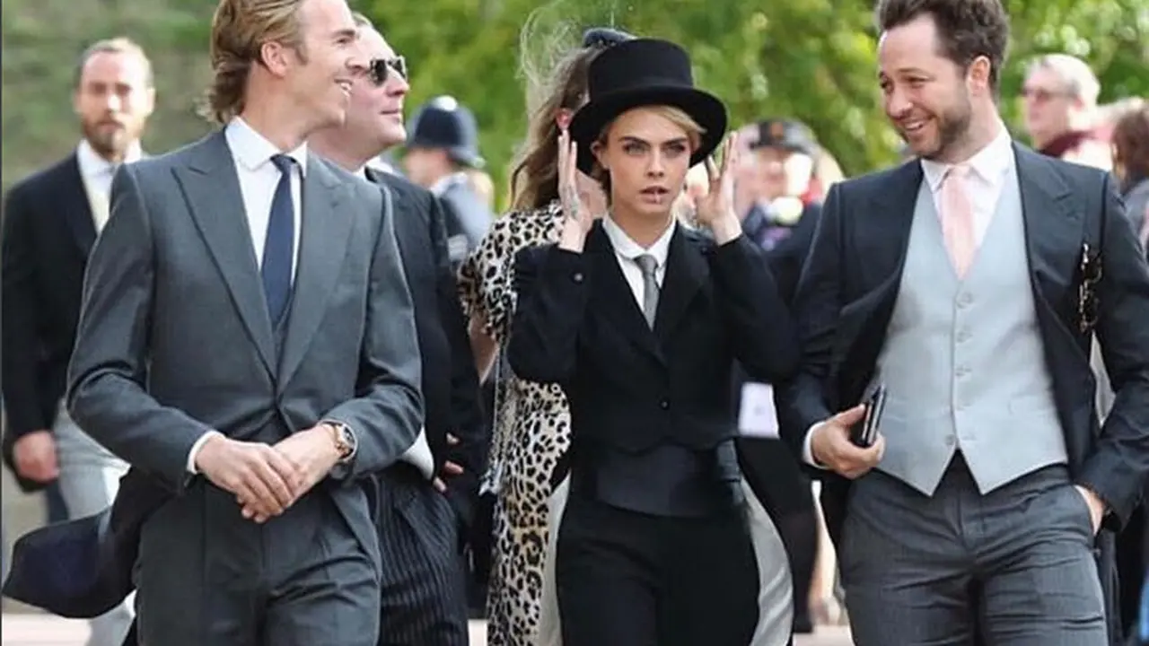 Tampil Chic, Cara Delevigne langgar aturan kerajaan di Royal Wedding