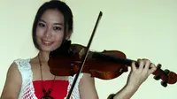 Cecillia Young Ingin Remaja Indonesia Mahir Main Biola