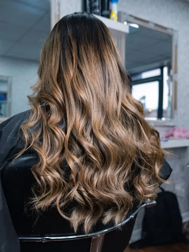 5 Tren Pewarnaan Rambut Ini Masih Jadi Favorit, Bisa Jadi Pilihan buat Update Penampilan