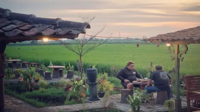 Ini Rekomendasi 6 Cafe dengan Suasana Alam dan Sawah di Malang Raya