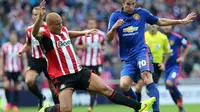 Van Persie Nilai MU Bermain Ceroboh