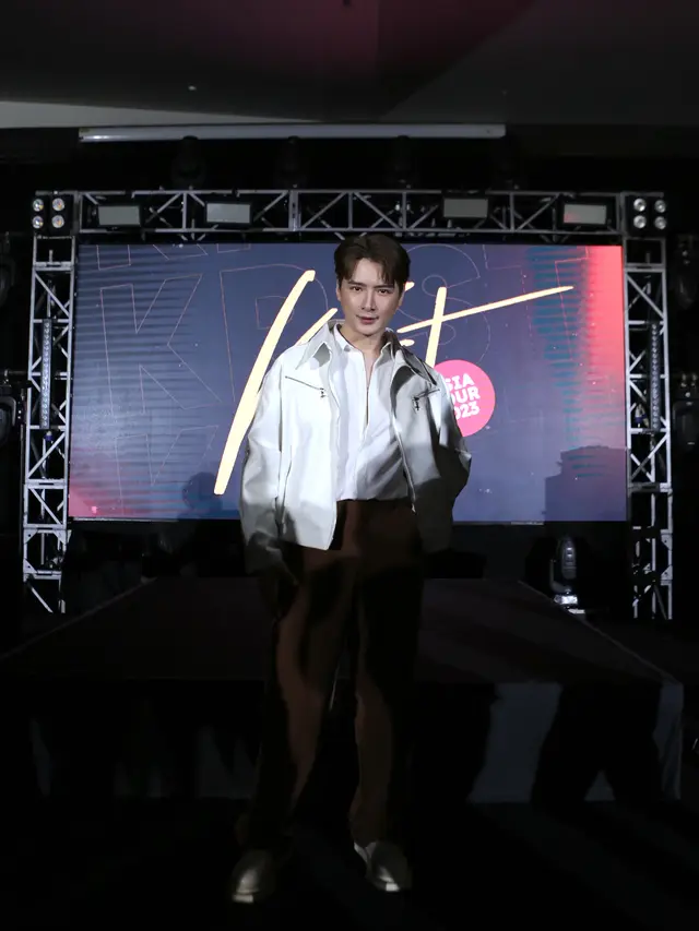 Krist Perawat gelar konser di Jakarta. (Foto: Daniel Kampua/Fimela)